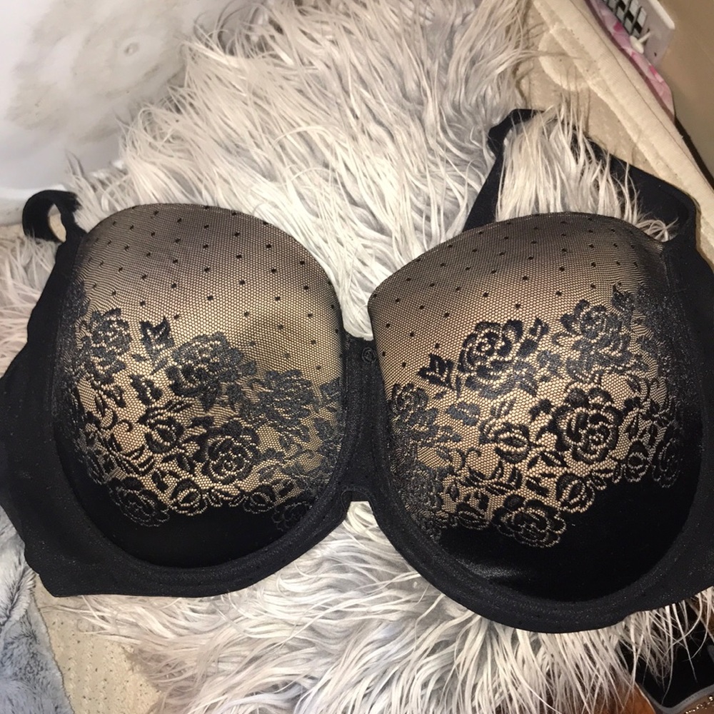 Cute lace plus size bra 🖤